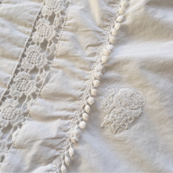 NWT Anthropologie White Cotton Eyelet Top - Picture 4 of 9